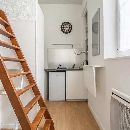 La Parenthese Wifi 1 Min Gare *