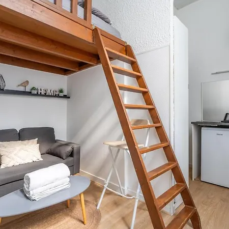 La Parenthese Wifi 1 Min Gare *