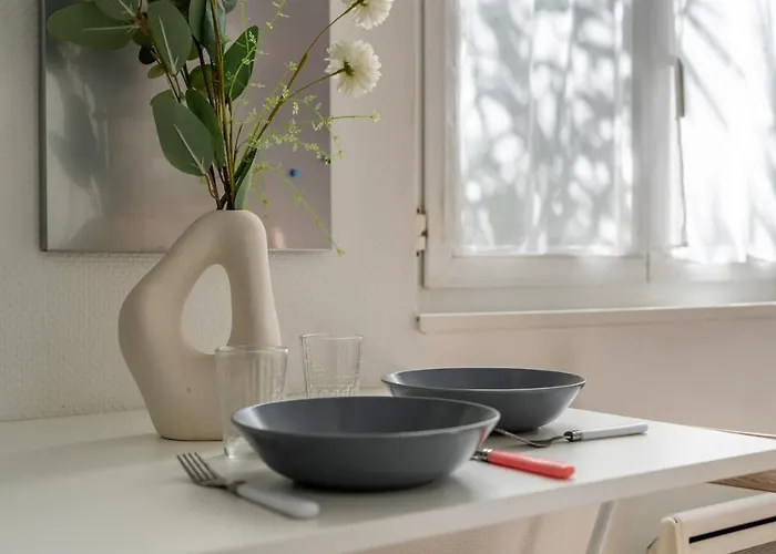 La Parenthese Wifi 1 Min Gare