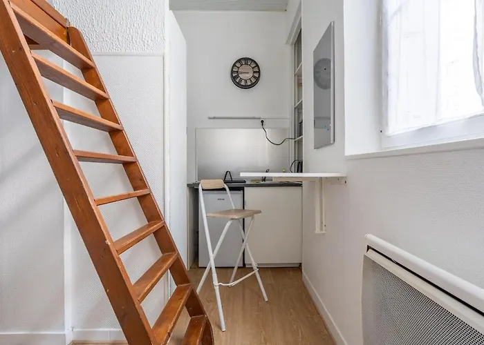 La Parenthese Wifi 1 Min Gare